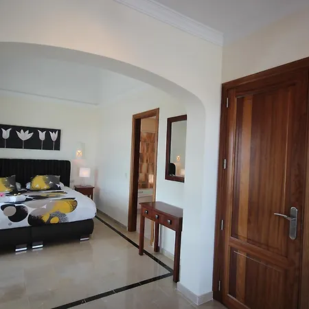 Hipoclub Villas, Zafiro 34 别墅 *